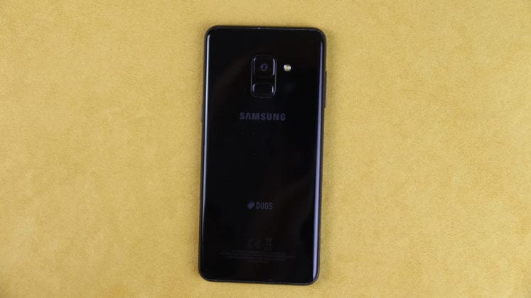 Samsung Galaxy A8 2018 - Retro