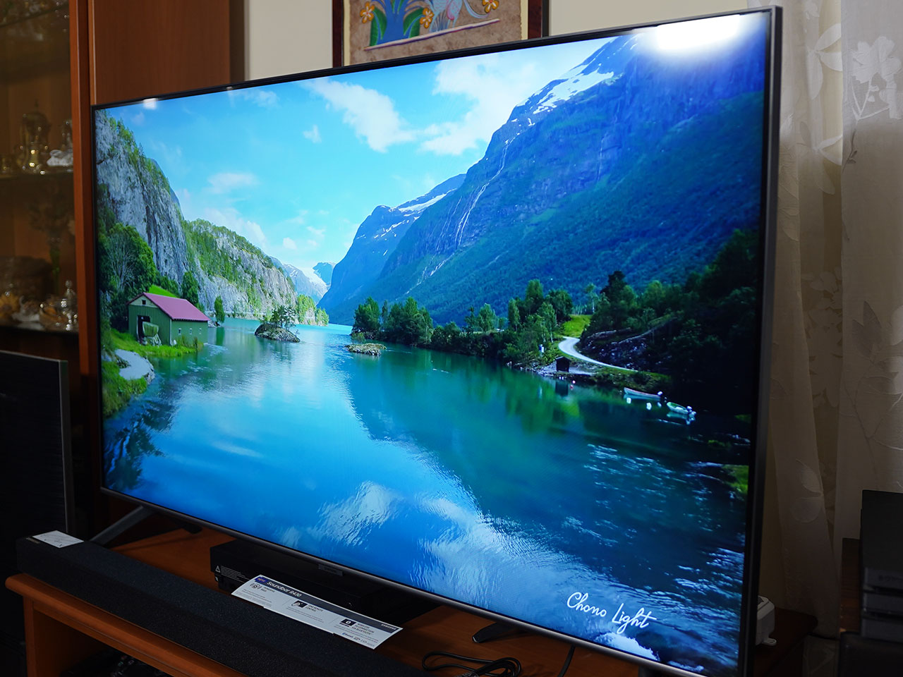 Samsung Q60T 2020 TV QLED Video 4K HDR Panorama